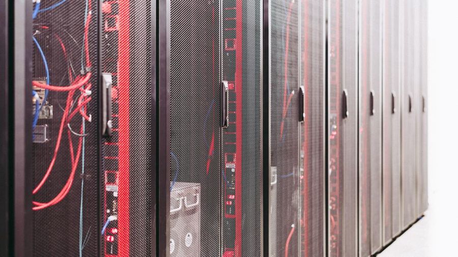 Ilustrasi Data Center. (Dok. Pexels/BRETT SAYLES)