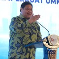 Menko Perekonomian, Airlangga Hartarto dalam acara UMKM Finance Summit 2026 dengan tema "Penguatan Akses Pembiayaan dan Ekosistem UMKM di Birawa Assembly Hall, Hotel Bidakara Jakarta, Selasa (11/8/2026). (CNBC Indonesia/Muhammad Sabki)