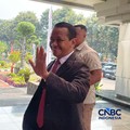 Menteri ESDM Bahlil Lahadalia datangi Kantor Menteri Keuangan, Purbaya Yudhi Sadewa, Selasa (11/8/2026). (CNBC Indonesia/Firda Dwi Muliawati)