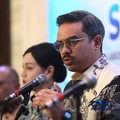 Menteri UMKM, Maman Abdurrahman saat doorstop usai acara UMKM Finance Summit 2026 dengan tema "Penguatan Akses Pembiayaan dan Ekosistem UMKM di Birawa Assembly Hall, Hotel Bidakara Jakarta, Selasa (11/8/2026). (CNBC Indonesia/Muhammad Sabki)