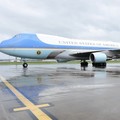 Pesawat Air Force One mendarat di Bandara Internasional Nashville, pada 29 Mei 2018 di Nashville, Tennessee. (Dok. U.S. Air National Guard photo by Tech. Sgt. Danielle Hopkins)