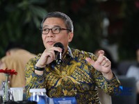President Director & Chief Executive Officer (CEO), Oona Insurance Indonesia, Vincent C. Soegianto saat menyampaikan pemaparan dalam Multifinance CEO Gathering 2026 di Jakarta, Selasa (11/8/2026). (CNBC Indonesia/Tri Susilo)