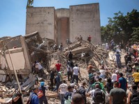 Suasana pasca gempa bumi, di Cali, Kolombia, Senin (10/8/2026). (REUTERS/Christian EscobarMora)