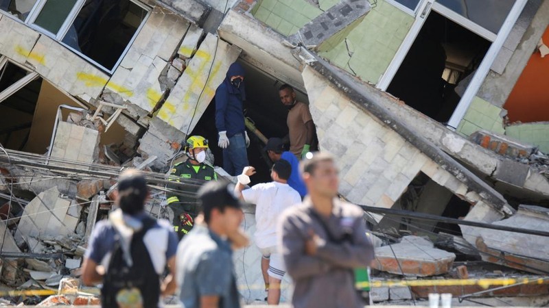 Suasana setelah gempa bumi, di Dosquebradas, Kolombia, Senin (10/8/2026). (REUTERS/Juan David Duque)
