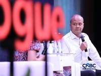 Chief Technology Officer Danantara, Sigit Puji Santosa menyampaikan pemaparan dalam Mindialogue dengan tema Komoditas untuk Negeri: Strategi Penguatan Cadangan Mineral untuk Stabilitas dan Kedaulatan Ekonomi RI di Jakarta, Rabu (12/8/2026). (CNBC Ind