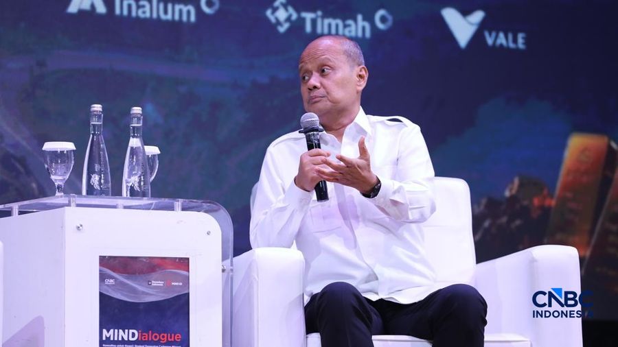 Chief Technology Officer Danantara, Sigit Puji Santosa menyampaikan pemaparan dalam Mindialogue dengan tema Komoditas untuk Negeri: Strategi Penguatan Cadangan Mineral untuk Stabilitas dan Kedaulatan Ekonomi RI di Jakarta, Rabu (12/8/2026). (CNBC Ind