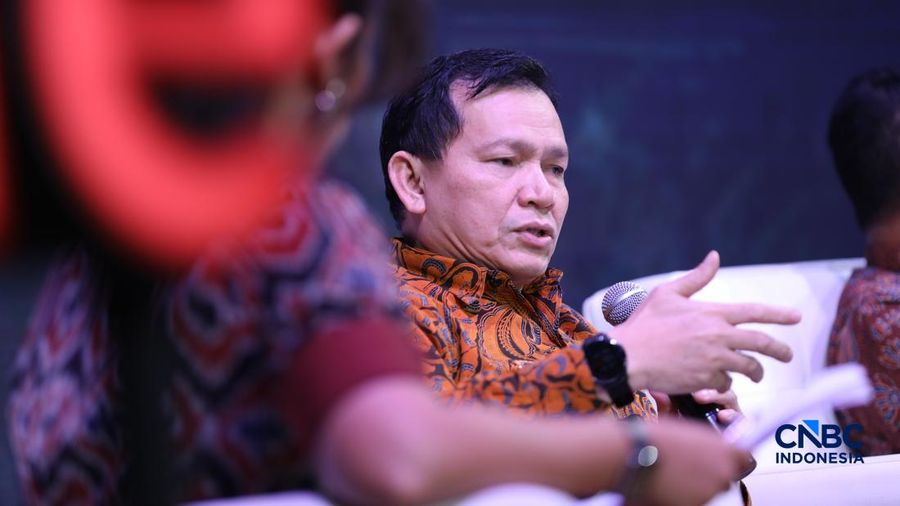Deputi Bidang ESDM, Kemenko Perekonomian RI, Elen Setiadi saat menyampaikan pemaparan dalam Mindialogue dengan tema Komoditas untuk Negeri: Strategi Penguatan Cadangan Mineral untuk Stabilitas dan Kedaulatan Ekonomi RI di Jakarta, Rabu (12/8/2026). (