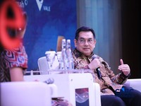 Deputi Bidang Hilirisasi Investasi Strategis Kemengerian Investasi dan Hilirisasi / BKPM, Heldy Satrya Putera menyampaikan pemaparan dalam Mindialogue dengan tema Komoditas untuk Negeri: Strategi Penguatan Cadangan Mineral untuk Stabilitas dan Kedaul