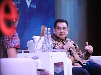 Deputi Bidang Hilirisasi Investasi Strategis Kemengerian Investasi dan Hilirisasi / BKPM, Heldy Satrya Putera menyampaikan pemaparan dalam Mindialogue dengan tema Komoditas untuk Negeri: Strategi Penguatan Cadangan Mineral untuk Stabilitas dan Kedaul