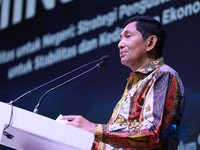 Direktur Utama MIND ID, Maroef Sjamsoeddin saat menyampaikan sambutan dalam Mindialogue dengan tema Komoditas untuk Negeri: Strategi Penguatan Cadangan Mineral untuk Stabilitas dan Kedaulatan Ekonomi RI di Jakarta, Rabu (12/8/2026). (CNBC Indonesia/T