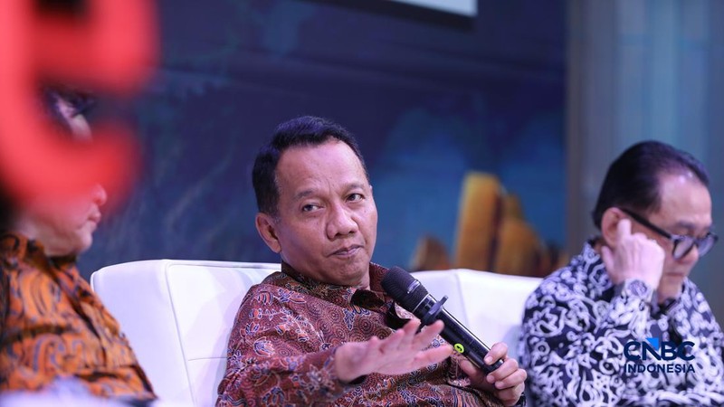 Dirjen Minerba, Kementerian ESDM RI, Tri Winarno saat menyampaikan pemaparan dalam Mindialogue dengan tema “Komoditas untuk Negeri: Strategi Penguatan Cadangan Mineral untuk Stabilitas dan Kedaulatan Ekonomi RI” di Jakarta, Rabu (12/8/2026).