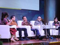 Dirjen Minerba, Kementerian ESDM RI, Tri Winarno saat menyampaikan pemaparan dalam Mindialogue dengan tema Komoditas untuk Negeri: Strategi Penguatan Cadangan Mineral untuk Stabilitas dan Kedaulatan Ekonomi RI di Jakarta, Rabu (12/8/2026). (CNBC Indo