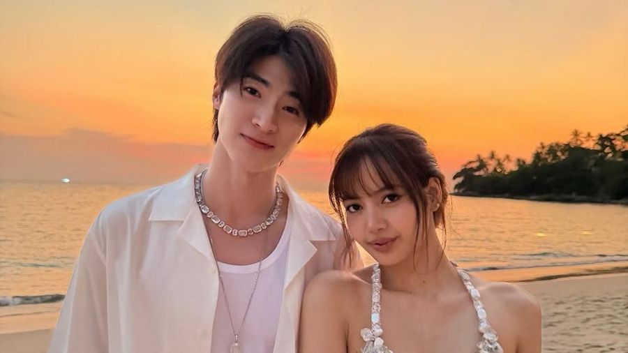 Lisa BLACKPINK digosipkan berpacaran dengan aktor dari negara asalnya Thailand, Blue Pongtiwat Tangwancharoen. (Instragram/blue_pongtiwat)