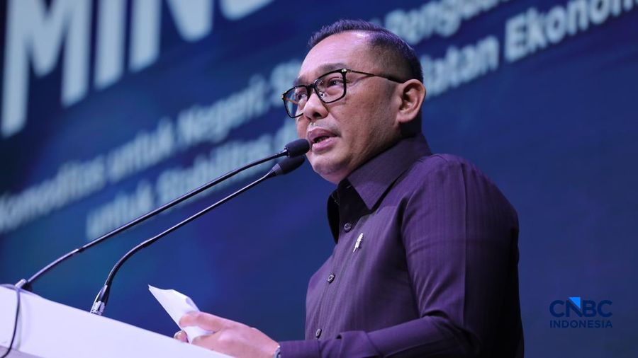Wakil Menteri Investasi dan Hilirisasi/Wakil Kepala BKPM, Todotua Pasaribu saat menyampaikan pemaparan dalam Mindialogue dengan tema Komoditas untuk Negeri: Strategi Penguatan Cadangan Mineral untuk Stabilitas dan Kedaulatan Ekonomi RI di Jakarta, Ra