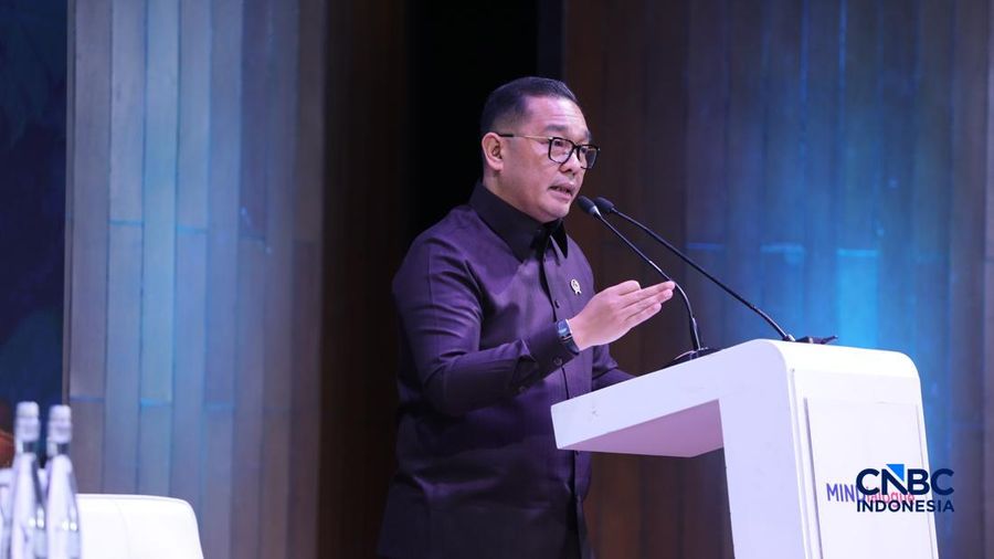 Wakil Menteri Investasi dan Hilirisasi/Wakil Kepala BKPM, Todotua Pasaribu saat menyampaikan pemaparan dalam Mindialogue dengan tema “Komoditas untuk Negeri: Strategi Penguatan Cadangan Mineral untuk Stabilitas dan Kedaulatan Ekonomi RI” di Jakarta, Rabu (12/8/2026). Wakil Menteri Investasi dan Hilirisasi/Wakil Kepala BKPM, Todotua Pasaribu saat menyampaikan pemaparan dalam Mindialogue dengan tema “Komoditas untuk Negeri: Strategi Penguatan Cadangan Mineral untuk Stabilitas dan Kedaulatan Ekonomi RI” di Jakarta, Rabu (12/8/2026).