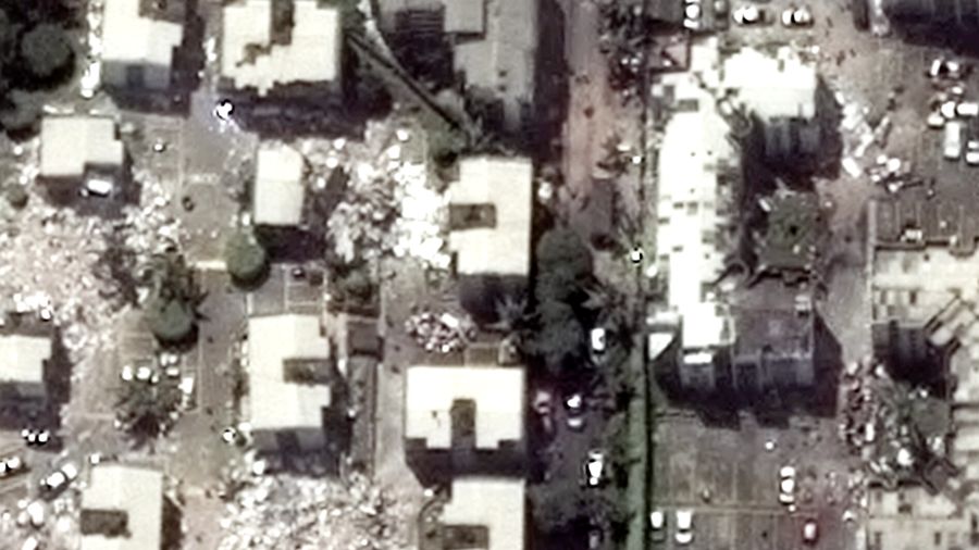 Citra satelit nan memperlihatkan kondisi sebelum dan sesudah kejadian mengungkap besarnya kerusakan di Pereira, Kolombia, setelah gempa bumi berkekuatan magnitudo 7,4 mengguncang wilayah tersebut.
