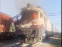 Drone Rusia Hantam Lokomotif Kereta Ukraina, 2 Awak Tewas