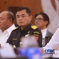 Direktur Jenderal Bea dan Cukai, Djaka Budi Utama saat Konferensi Pers Penindakan Penyelundupan Ekspor Emas KPU Bea dan Cukai Tipe C Soekarno-Hatta, di Aula Gedung B KPU Bea dan Cukai Soekarno Hatta, Tangerang, Banten, Kamis (13/8/2026). (CNBC Indone