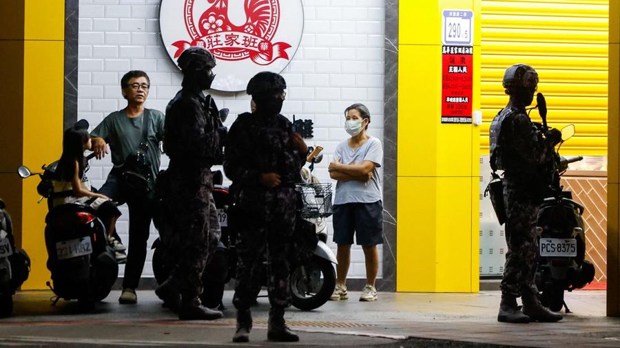 Latihan nan merupakan bagian dari latihan militer tahunan Han Kuang di Taipei< taiwam, Kamis (13/8/2026). (REUTERS/Ann Wang)