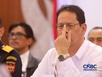 Menteri Keuangan, Purbaya Yudhi Sadewa saat Konferensi Pers Penindakan Penyelundupan Ekspor Emas KPU Bea dan Cukai Tipe C Soekarno-Hatta, di Aula Gedung B KPU Bea dan Cukai Soekarno Hatta, Tangerang, Banten, Kamis (13/8/2026). (CNBC Indonesia/Muhamma