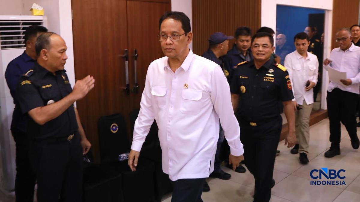 Purbaya Tambah Anggaran Bea Cukai, Perang Lawan Penyelundupan Dimulai