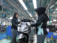 Presiden Prabowo Subianto saat acara pluncuran Motor Listrik Nasional (Molinas) pada Kamis (13/8/2026). (Dok. Sekretariat Presiden)