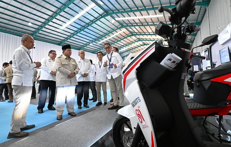 Presiden Prabowo Subianto saat acara pluncuran Motor Listrik Nasional (Molinas) pada Kamis (13/8/2026). (Dok. Sekretariat Presiden)