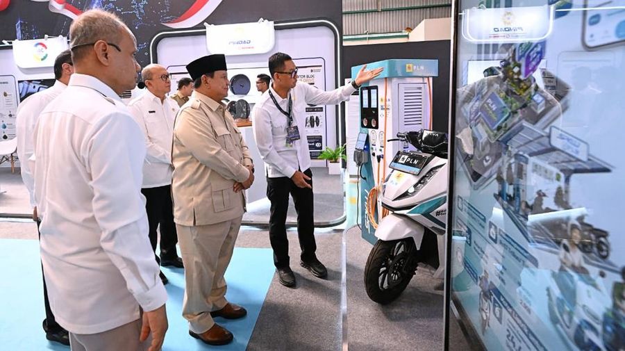 Presiden Prabowo Subianto saat acara pluncuran Motor Listrik Nasional (Molinas) pada Kamis (13/8/2026). (Dok. Sekretariat Presiden)