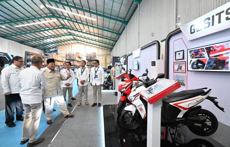 Presiden Prabowo Subianto saat acara pluncuran Motor Listrik Nasional (Molinas) pada Kamis (13/8/2026). (Dok. Sekretariat Presiden)