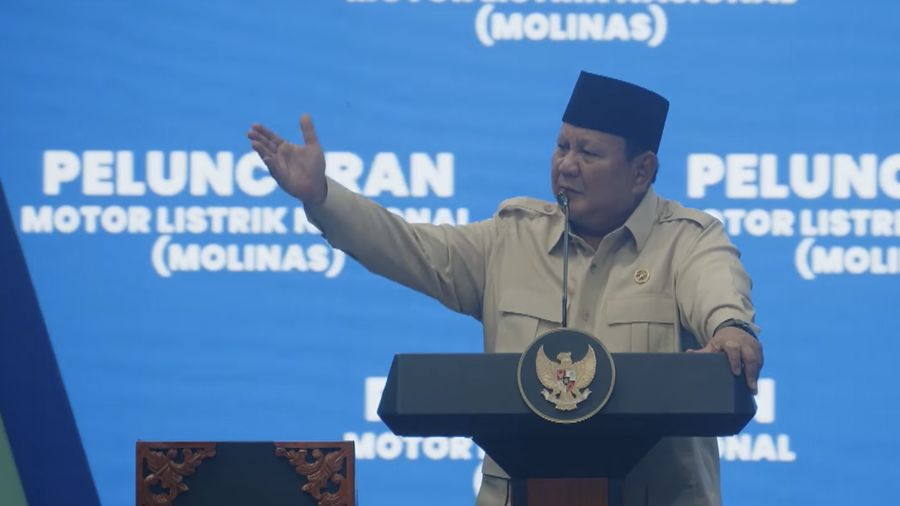 Presiden Prabowo Subianto saat acara pluncuran Motor Listriokm Nasional (Molinas) pada Kamis (13/8/2026). ((YouTube/Sekretariat Presiden)