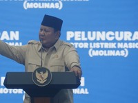 Presiden Prabowo Subianto saat acara pluncuran Motor Listriokm Nasional (Molinas) pada Kamis (13/8/2026). ((YouTube/Sekretariat Presiden)