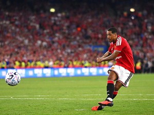 Carrick Beri Peran Ini untuk Tielemans di MU