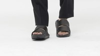 Kaki Pegal Abis Aktivitas Seharian? Recovery deengan Sandal Ini