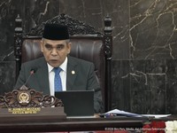 Ketua MPR RI Ahmad Muzani saat Sidang Tahunan MPR dan Sidang Bersama DPR dan DPD dalam Rangka HUT ke-81 RI di Gedung Nusantara, Kompleks Parlemen Senayan, Jakarta Pusat, Jumat (14/8/2026). (Tangkapan layar youtube Setpres RI)