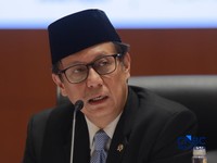 Menteri Kesehatan Budi Gunadi Sadikin memberi pemaparan saat  Konferensi pers terkait RAPBN & Nota Keuangan Tahun Anggaran 2027 di Aula Cakti Buddhi Bakti, kantor pusat Direktorat Jenderal Pajak Kementerian Keuangan, Jakarta Selatan, Jumat (14/8/2026