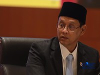 Menteri Keuangan Purbaya Yudhi Sadewa memberi pemaparan saat  Konferensi pers terkait RAPBN & Nota Keuangan Tahun Anggaran 2027 di Aula Cakti Buddhi Bakti, kantor pusat Direktorat Jenderal Pajak Kementerian Keuangan, Jakarta Selatan, Jumat (14/8/2026