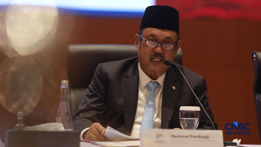 Menteri Perencanaan Pembangunan Nasional (PPN)/Kepala Bappenas, Rachmat Pambudy saat Konferensi pers terkait RAPBN & Nota Keuangan Tahun Anggaran 2027 di Aula Cakti Buddhi Bakti, kantor pusat Direktorat Jenderal Pajak Kementerian Keuangan, Jakarta Se