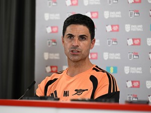 Arteta Tak Setuju Arsenal Disebut Susah Jualan Pemain