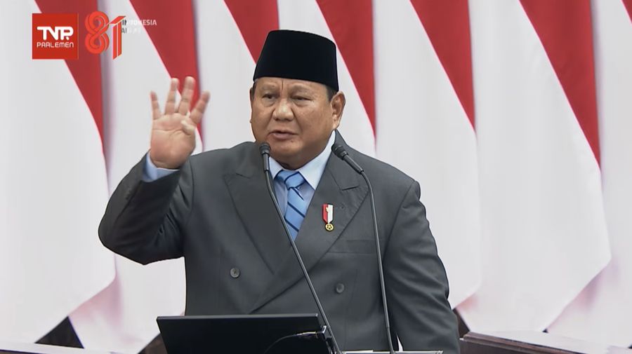 Presiden Prabowo Subianto saat menyampaikan pidato dalam rangka penyampaiaan RUU APBN 2027 dan Nota Keuangan, di Gedung Nusantara, Kompleks Parlemen Senayan, Jakarta Pusat, Jumat (14/8/2026). (YouTube/Sekretariat Presiden)