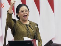 Ketua DPR RI, Puan Maharani menyampaikan pidato di Gedung Nusantara, Kompleks Parlemen Senayan, Jakarta Pusat, Jumat (14/8/2026)