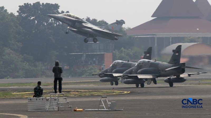 Pesawat jet tempur Rafale. (CNBC Indonesia/Muhammad Sabki)