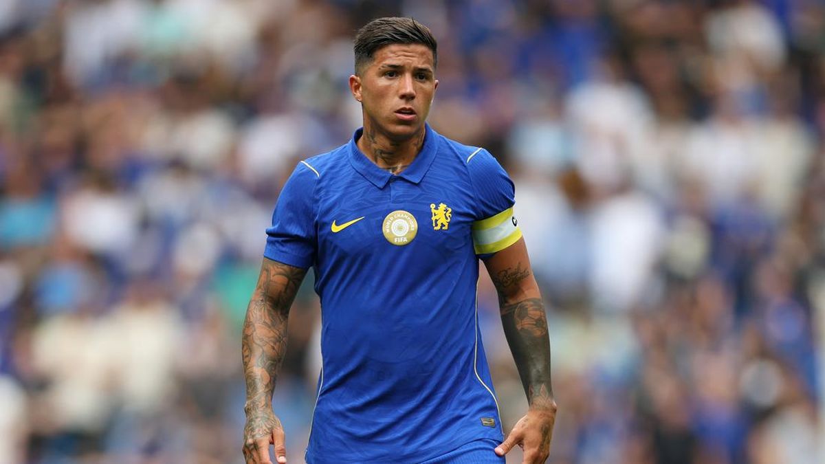 Lepas Enzo Fernandez ke City, Chelsea Kantongi Hampir Rp 3 Triliun
