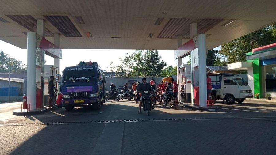 Pertamina Patra Niaga terus memastikan pasokan BBM dan LPG di wilayah Flores, Nusa Tenggara Timur (NTT), tetap dijaga dan dipulihkan secara bertahap pascagempa bumi yang terjadi pada 15 Agustus 2026. (PT Pertamina)