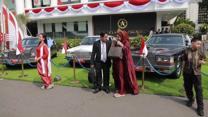 Pameran mobil dinas bersejarah mantan Presiden Republik Indonesia digelar di Kompleks Istana Kepresidenan, Jakarta, dalam rangka memperingati HUT ke-81 Kemerdekaan RI pada Agustus 2026, Jakarta, Senin (17/8/2026).  (CNBC Indonesia/Muhammad Sabki)