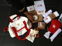 Penampakan Isi Goodie Bag Upacara HUT ke-81 RI di Istana