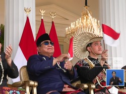 Prabowo-Jokowi-Gibran Nonton Bareng Atraksi Pesawa HUT ke-81 RI