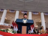 Presiden Prabowo Subianto saat acara Upacara Peringatan HUT RI ke-81 di Istana Merdeka, Jakarta, Senin (17/8/2026). (YouTube/Sekretariat Presiden)
