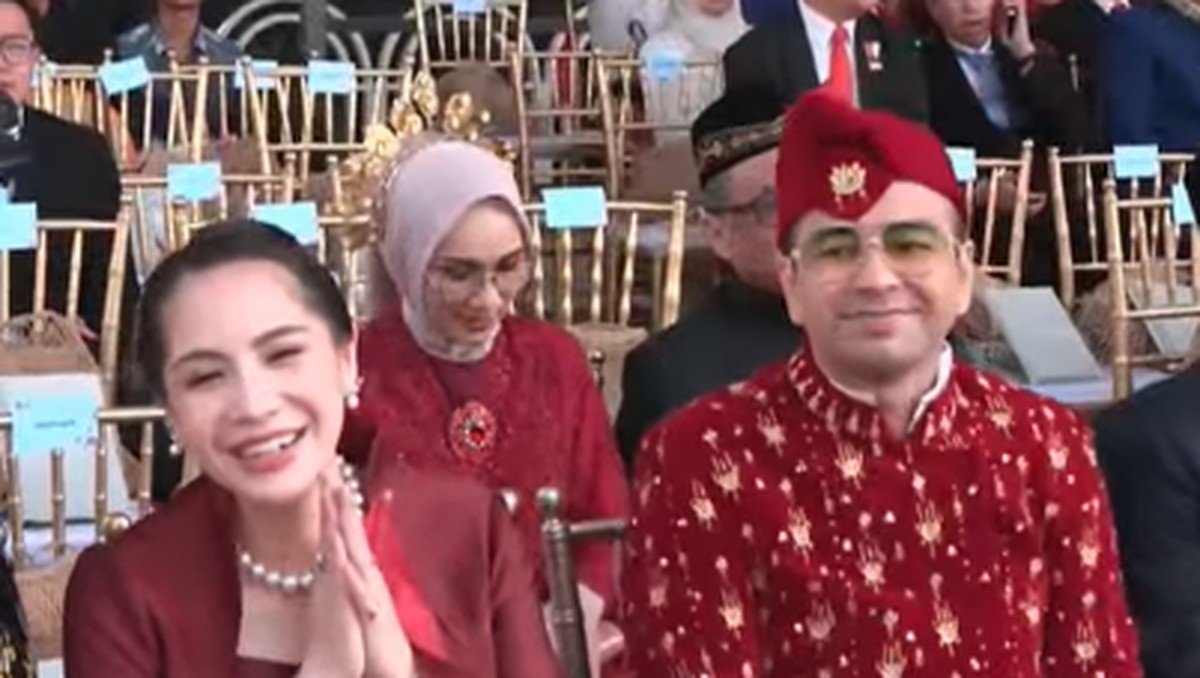 Raffi Ahmad dan Nagita Slavina Tampil Serasi Pada HUT ke-81 RI di Istana