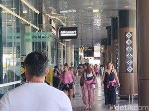 Penerbangan Bandara Komodo Batal Lagi Imbas Erupsi Anak Krakatau