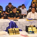 Direktur Jenderal Bea dan Cukai, Djaka Budhi Utama saat menghadiri konferensi pers Penindakan Ekspor 22 Kg Emas Batangan di Kantor Pusat Bea Cukai, Jakarta, Selasa (18/8/2026). (CNBC Indonesia/Faisal Rahman)